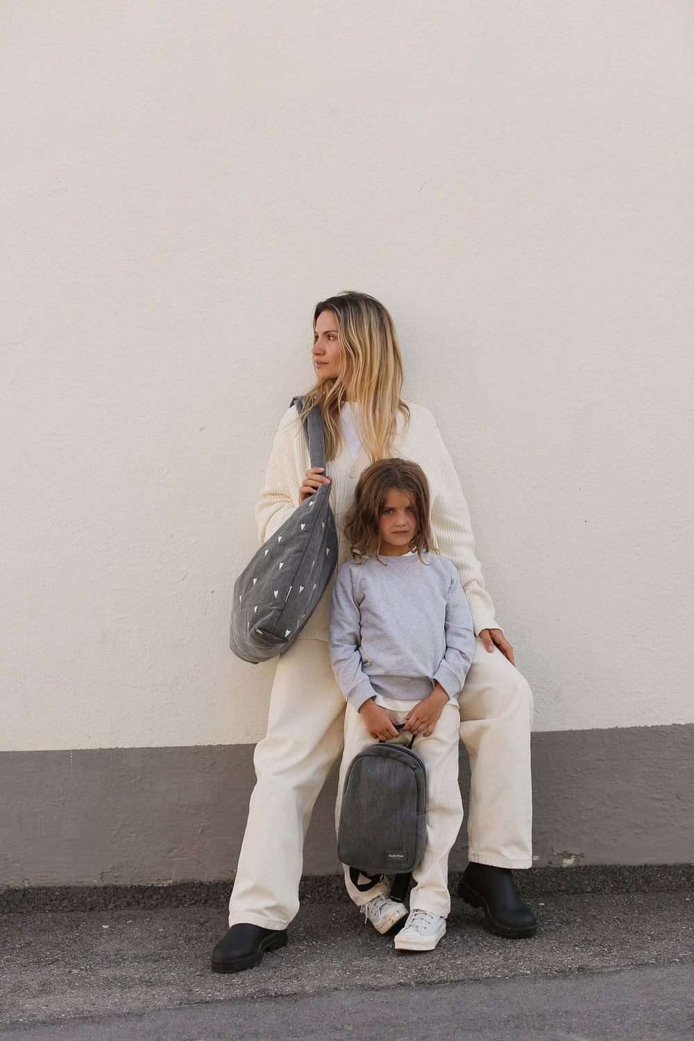 Denim-Wickeltasche | Graue Hearts