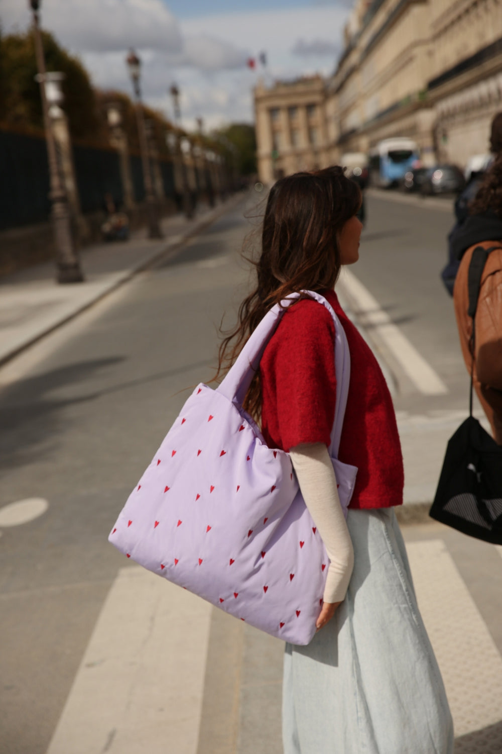 Lila puffy Mom-Bag mit Herzen