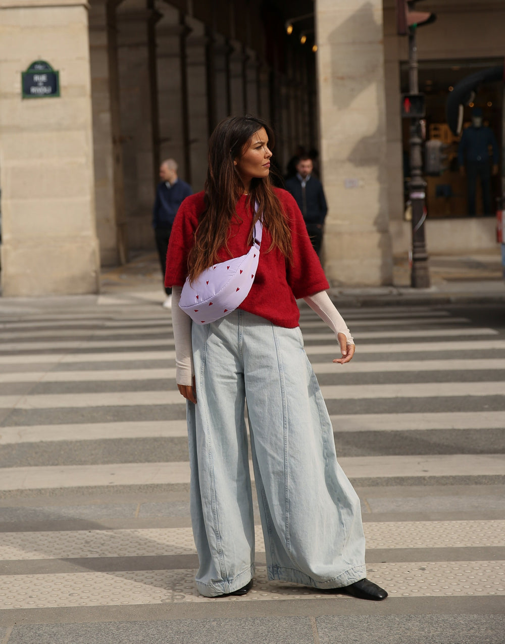 Lila puffy Adult-Gürteltasche mit Herzen