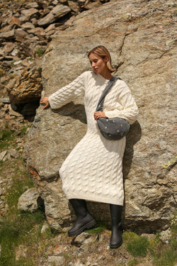 Grey Hearts Denim Mini-Umhängetasche