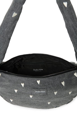 Grey Hearts Denim Mini-Umhängetasche