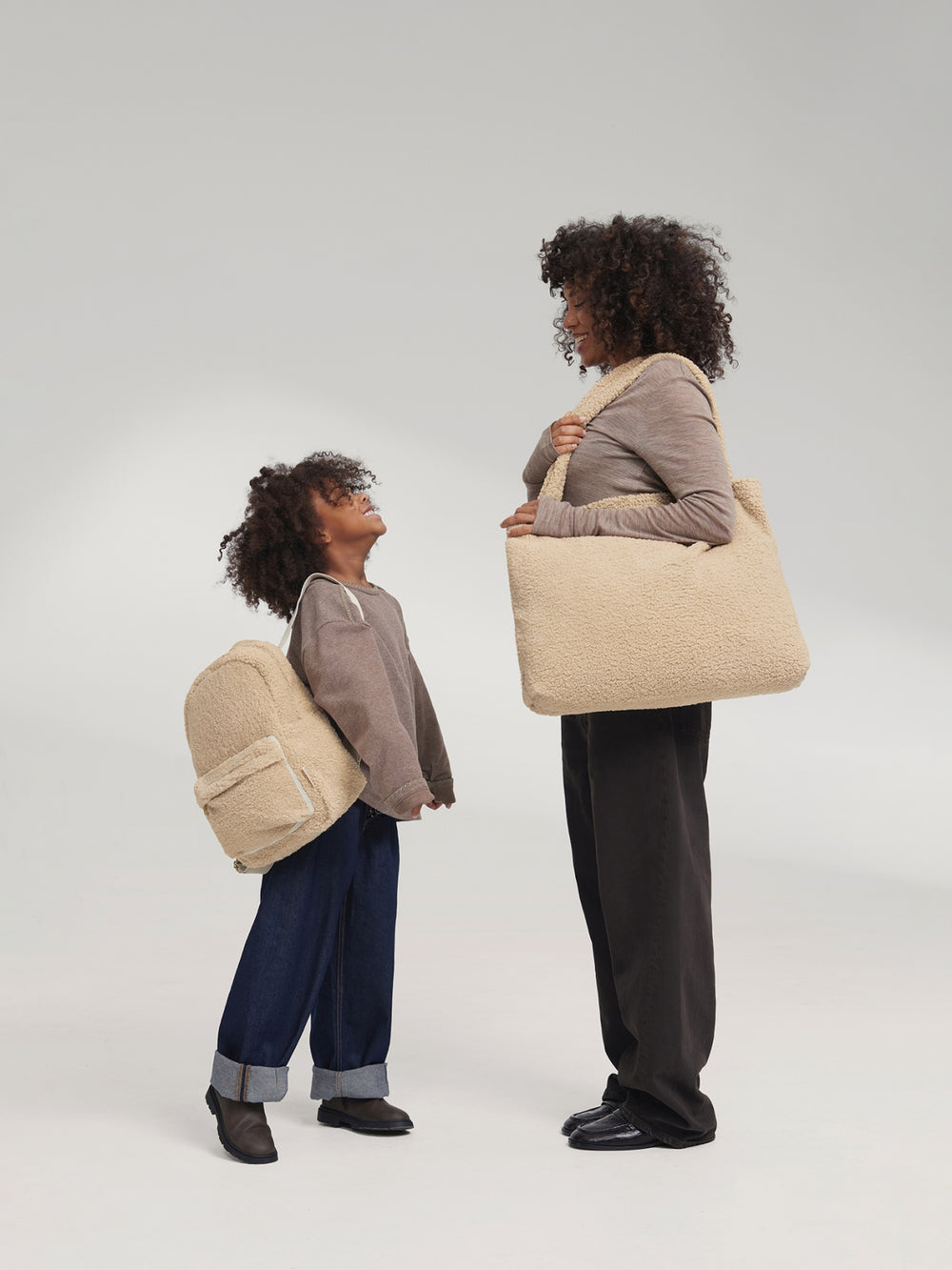 Teddy Midi-Rucksack mit Fronttasche | Ecru