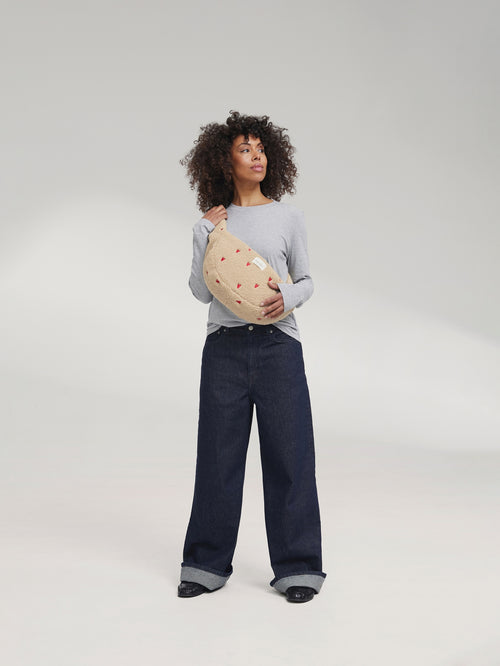 Ecru Hearts Teddy Mini-Umhängetasche