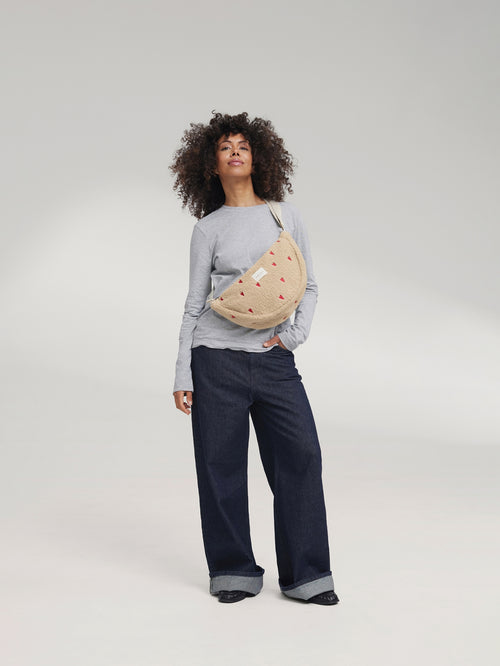 Teddy Adult-Gürteltasche | Ecru Hearts