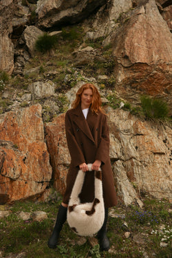 Faux Fur-Umhängetasche | Holy Cow