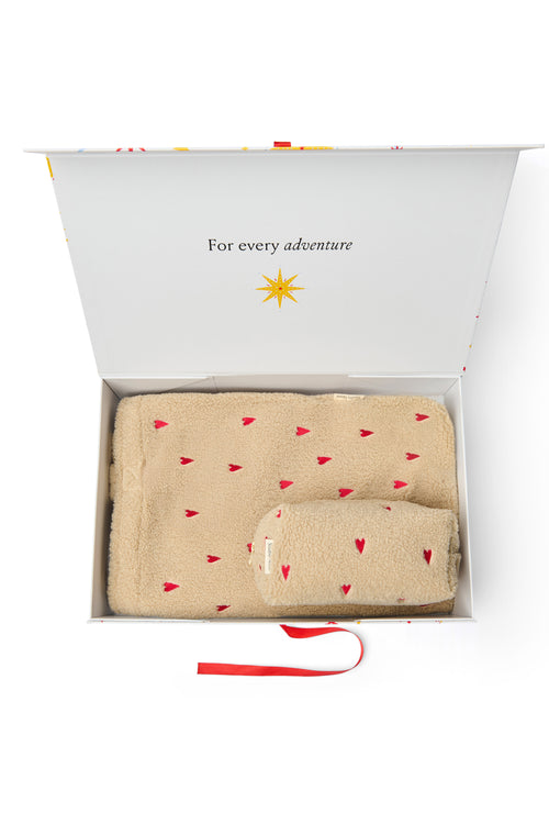 Classic Teddy Geschenkset Ecru Herzen