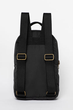 Schwarzer wattierter Mini-Rucksack