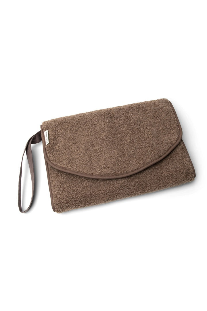 Braune Teddy Wickelunterlage