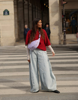 Lila puffy Adult-Gürteltasche mit Herzen