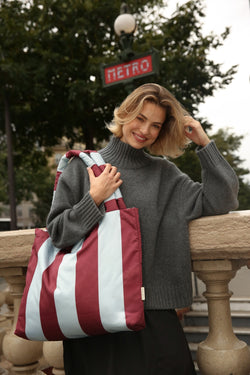Bordeauxrot/Hellblau Bold Stripe Mom-Bag