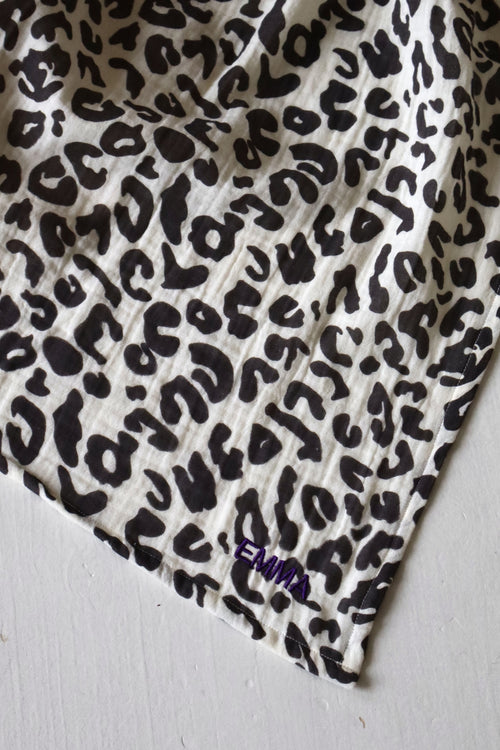 Große Musselintücher mit "Holy Cow"-Muster