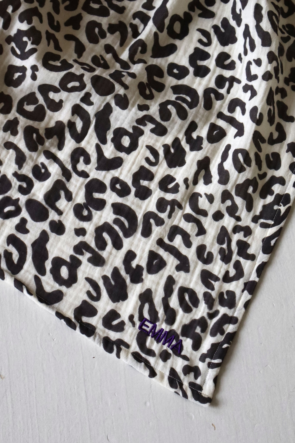 Mittlere Wickeldecke mit „Holy Cow“-Muster
