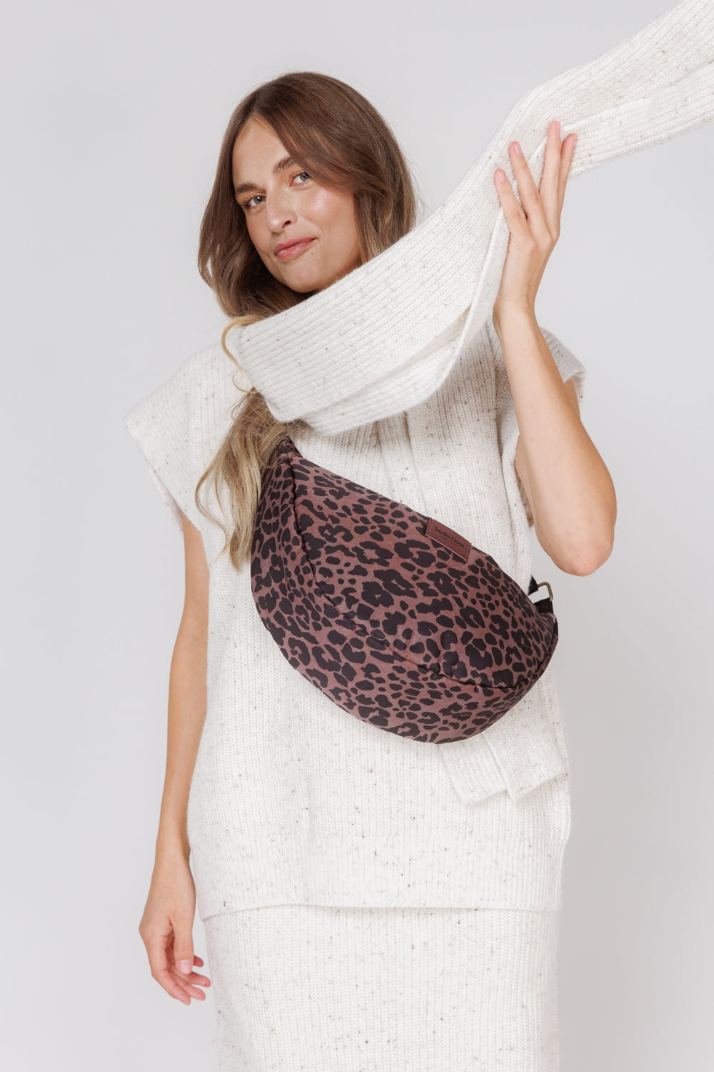 Red Leopard Puffy-Gürteltasche